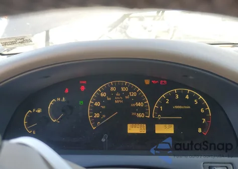 2002 Infiniti I35 z USA, uszkodzony, nr VIN JNKDA31A12T019485